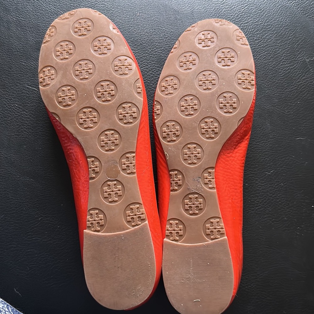 Tory Burch flat like new! - Picture 2 of 3